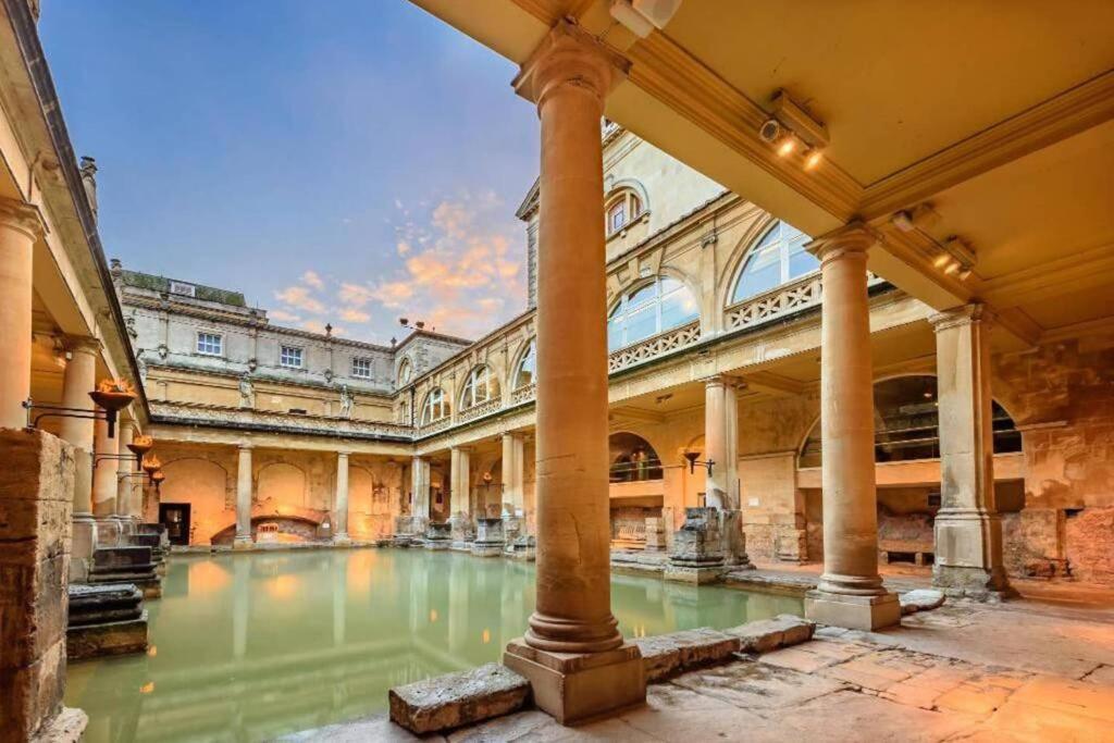 Stunning & Central Milsom Street Apartment Bath Exterior photo